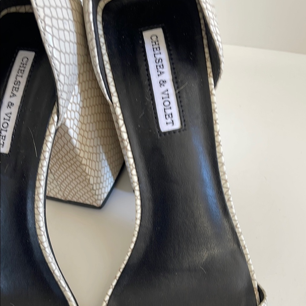 Chelsea & Violet White Textured 4 Inch Chunky High Heel Sandals - Picture 5 of 7